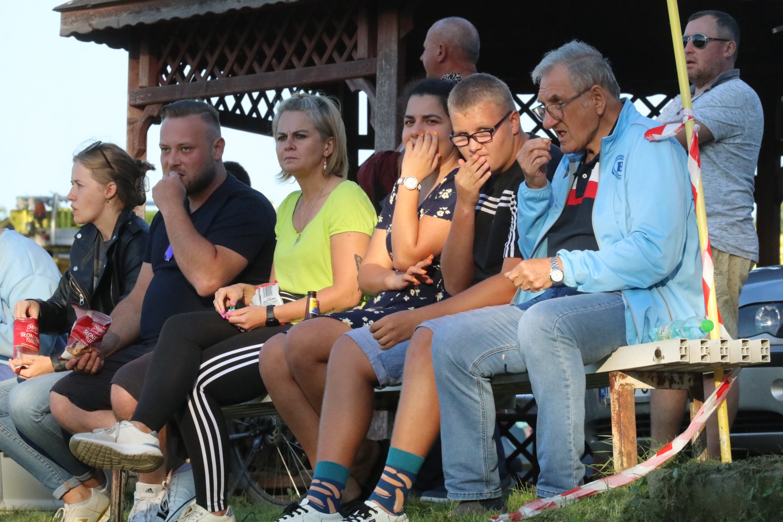 Dąb grał blisko godzinę w dziesiątkę i wywalczył remis