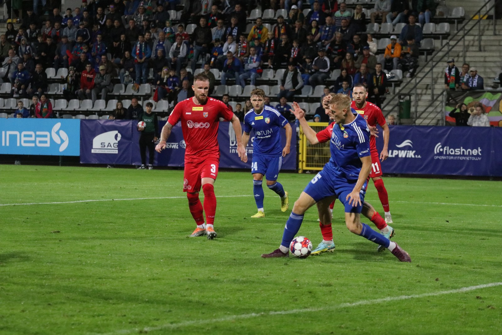Miedź Legnica doznała pierwszej domowej porażki w sezonie