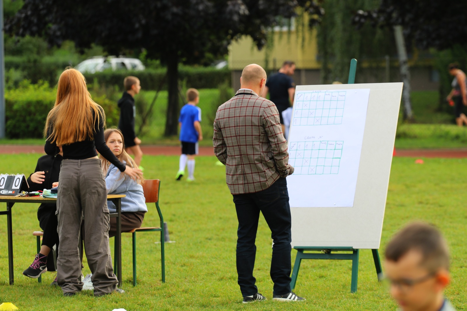 Piknik rodzinny w szkole integracyjnej na Piekarach