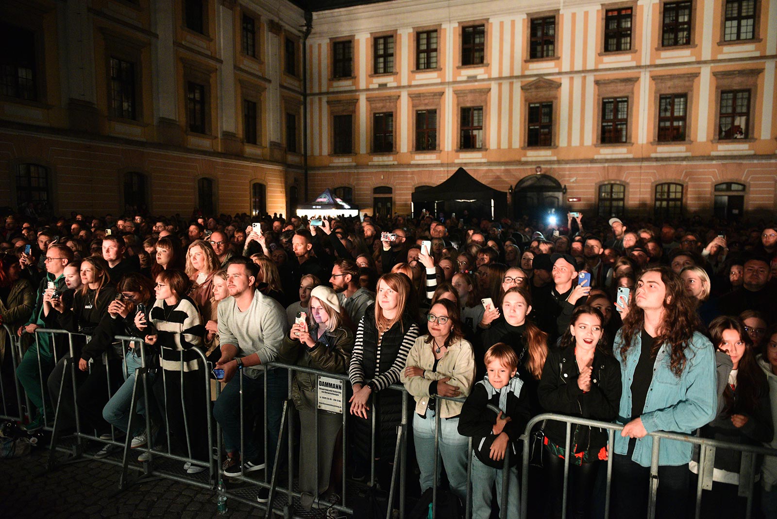 Vito Bambino wystąpił na dziedzińcu Akademii Rycerskiej