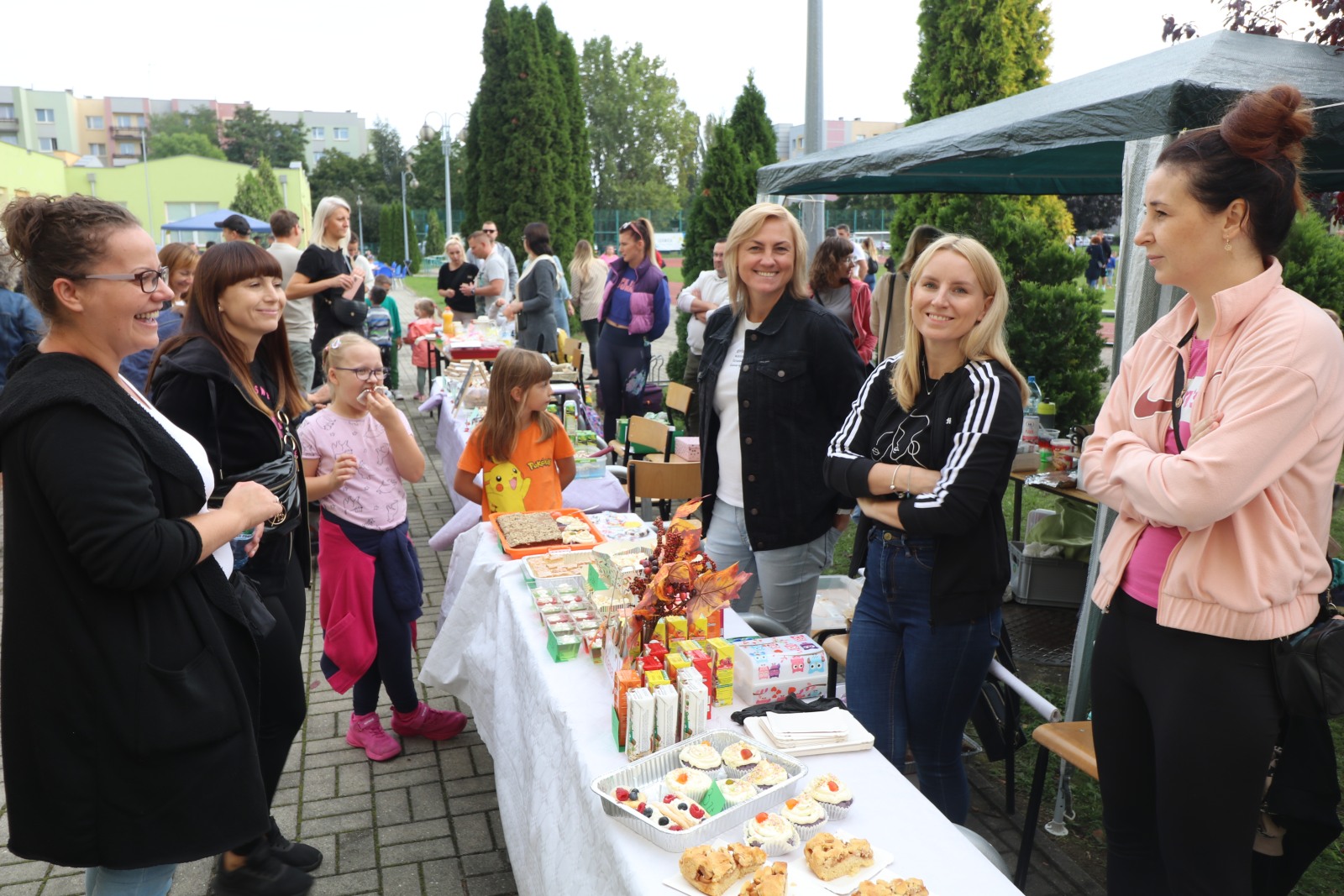 Piknik rodzinny w szkole integracyjnej na Piekarach