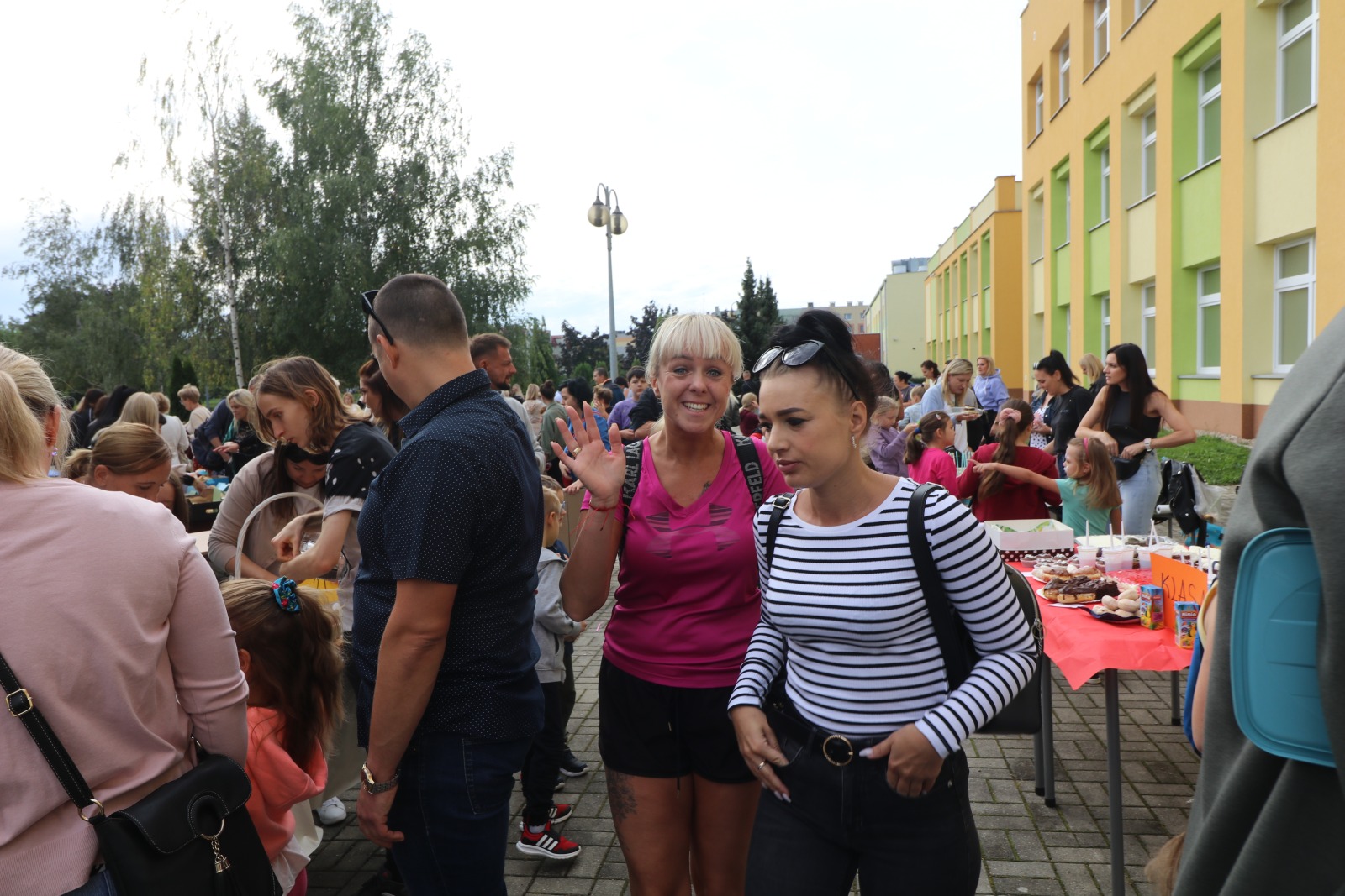 Piknik rodzinny w szkole integracyjnej na Piekarach
