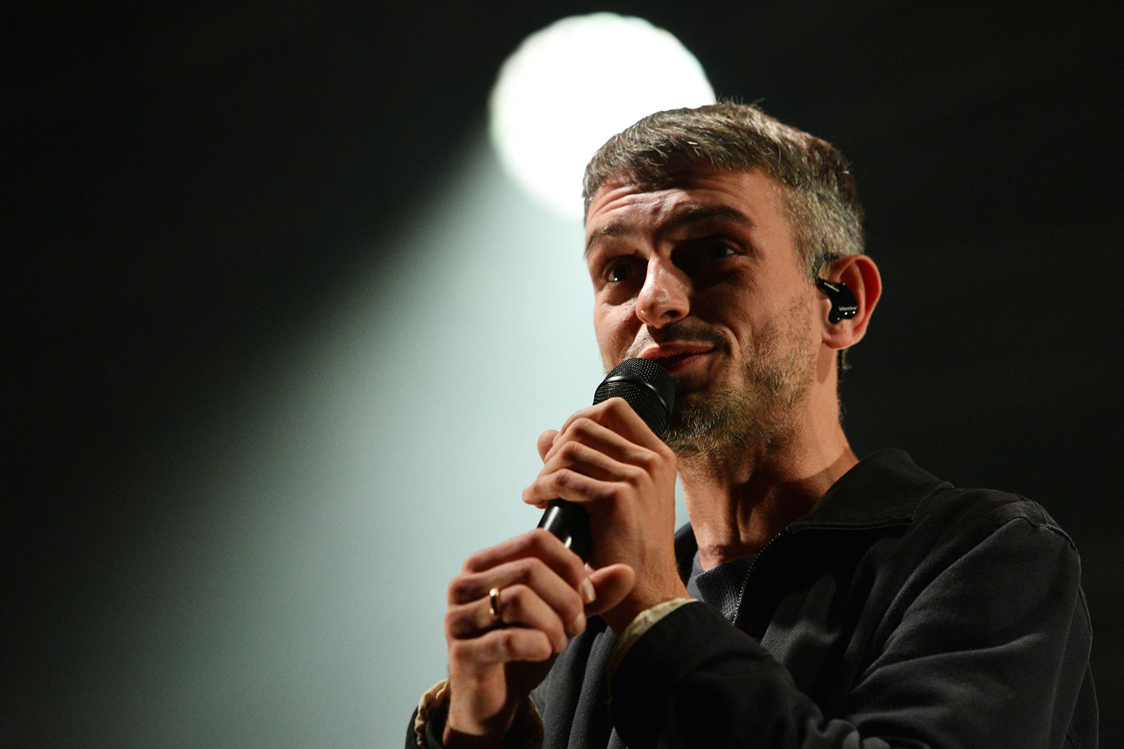 Vito Bambino wystąpił na dziedzińcu Akademii Rycerskiej