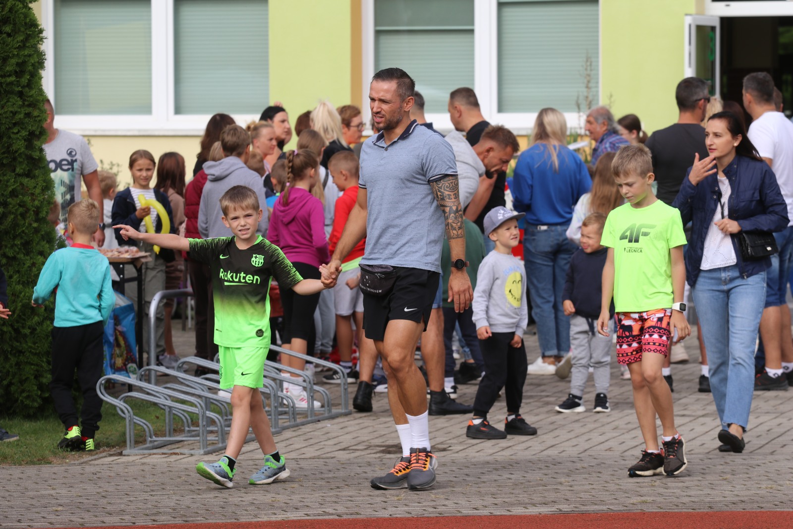 Piknik rodzinny w szkole integracyjnej na Piekarach