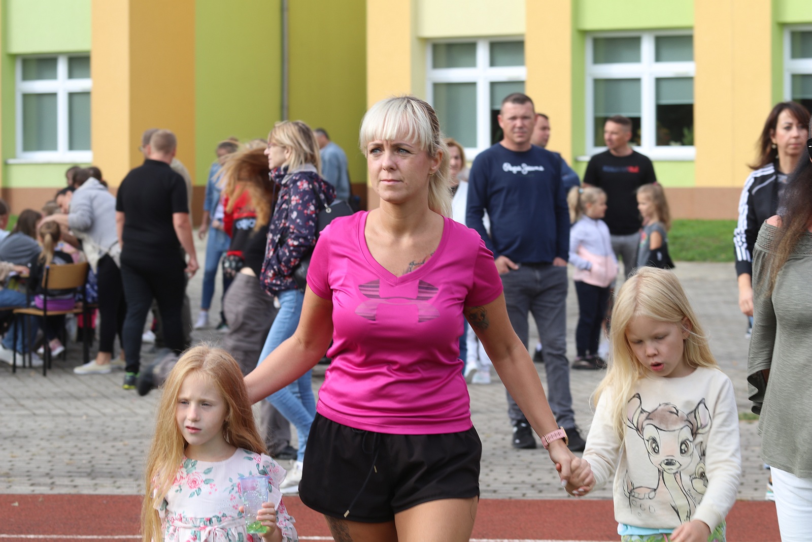 Piknik rodzinny w szkole integracyjnej na Piekarach