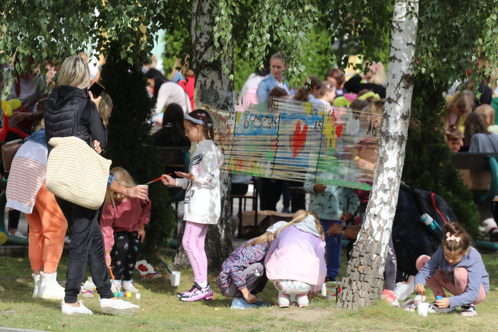 Piknik rodzinny w szkole integracyjnej na Piekarach