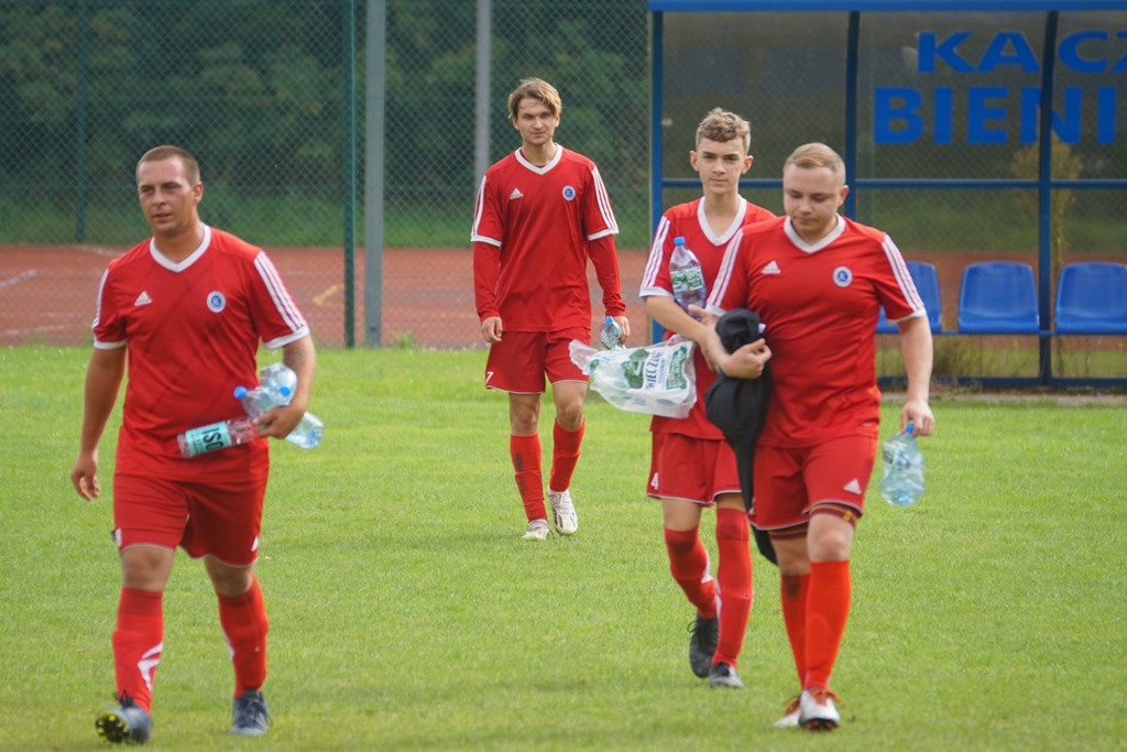 Rezerwy Kaczawy Bieniowice przegrywają u siebie z KS Kłopotów
