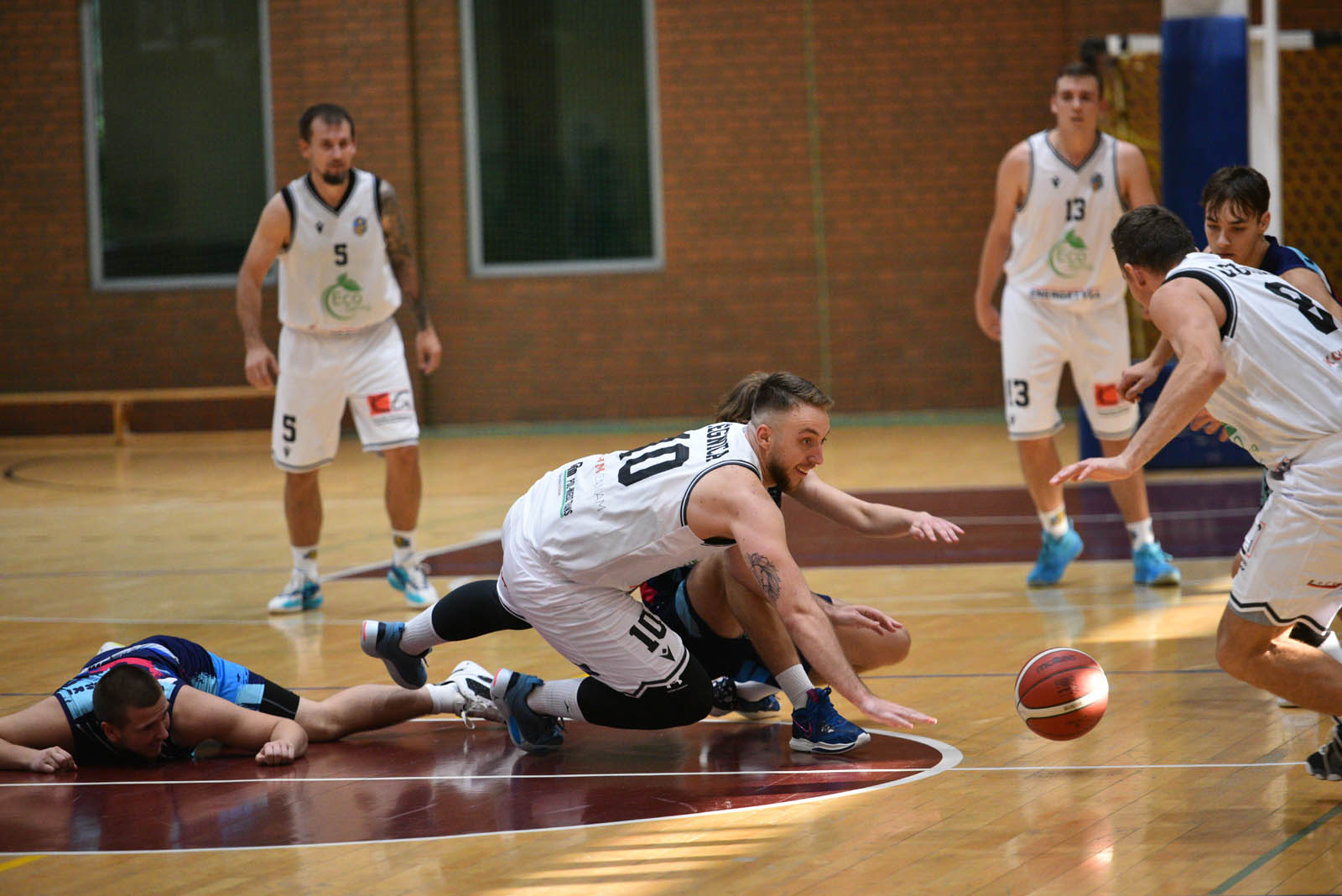 Zwycięstwo KS Basket Legnica dobrym znakiem na początek sezonu