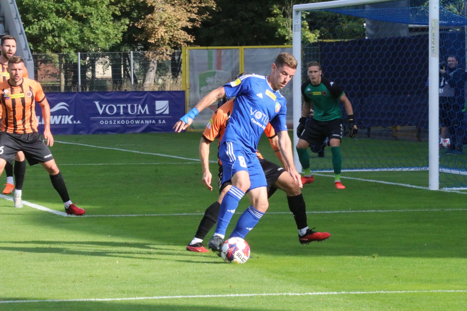 Miedź Legnica podzieliła się punktami z Chrobrym Głogów