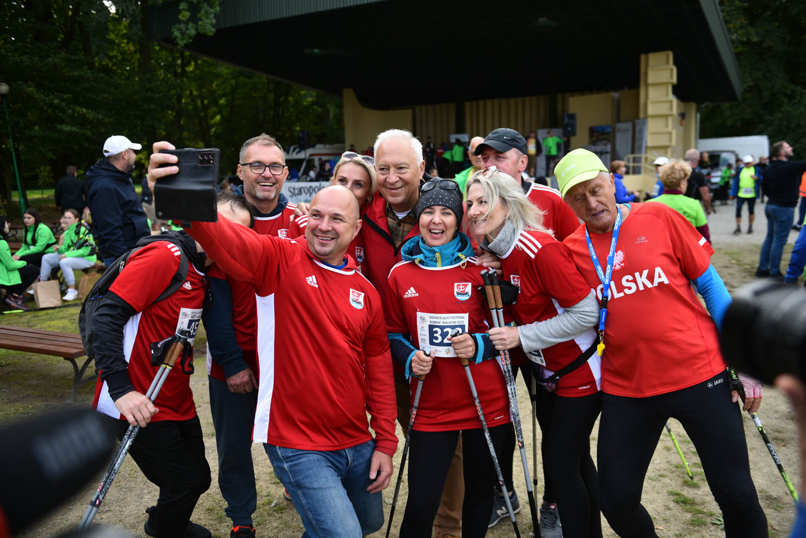 Ponad 200 chętnych na Dolnośląskim Festiwalu Nordic Walking