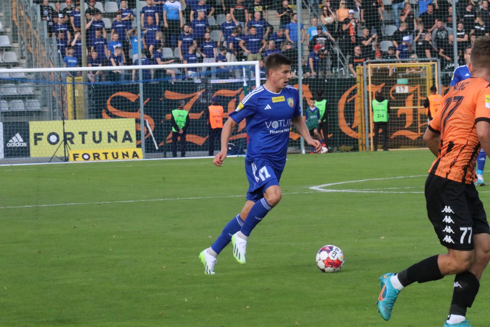 Miedź Legnica podzieliła się punktami z Chrobrym Głogów