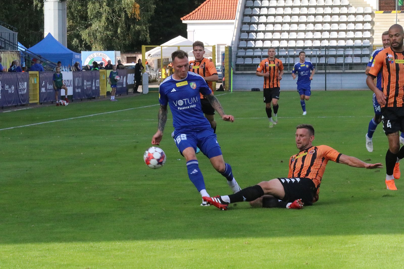 Miedź Legnica podzieliła się punktami z Chrobrym Głogów