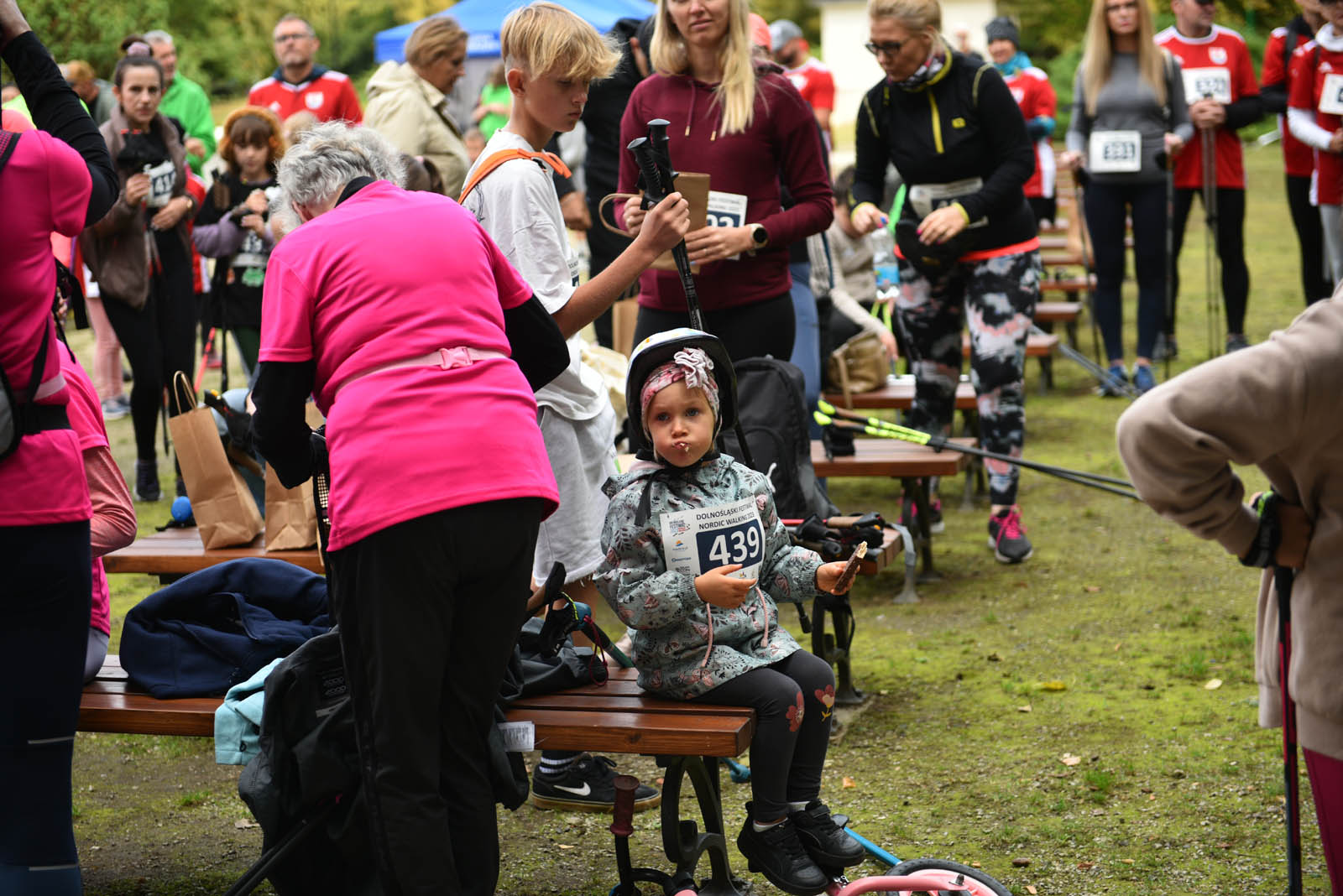 Ponad 200 chętnych na Dolnośląskim Festiwalu Nordic Walking