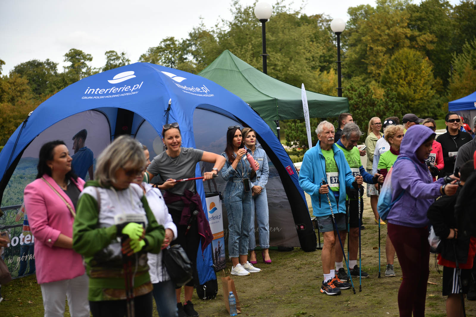 Ponad 200 chętnych na Dolnośląskim Festiwalu Nordic Walking