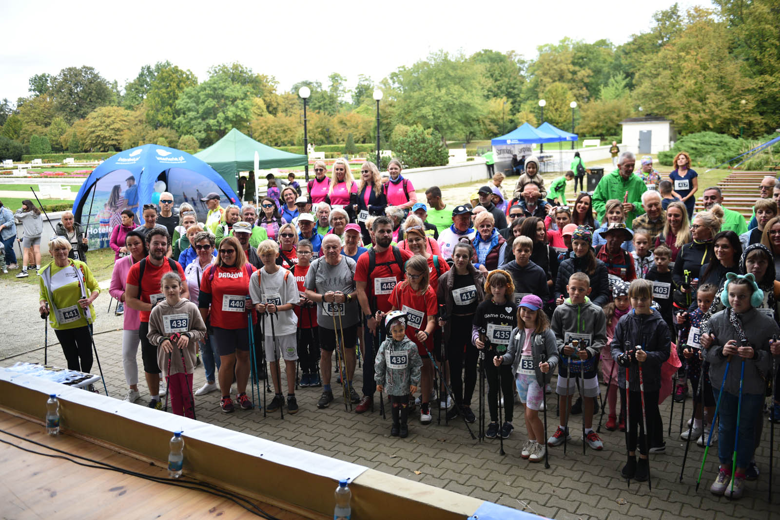 Ponad 200 chętnych na Dolnośląskim Festiwalu Nordic Walking