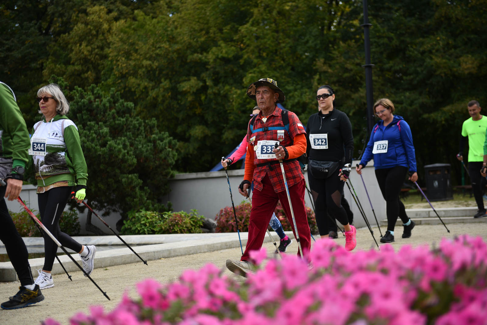 Ponad 200 chętnych na Dolnośląskim Festiwalu Nordic Walking