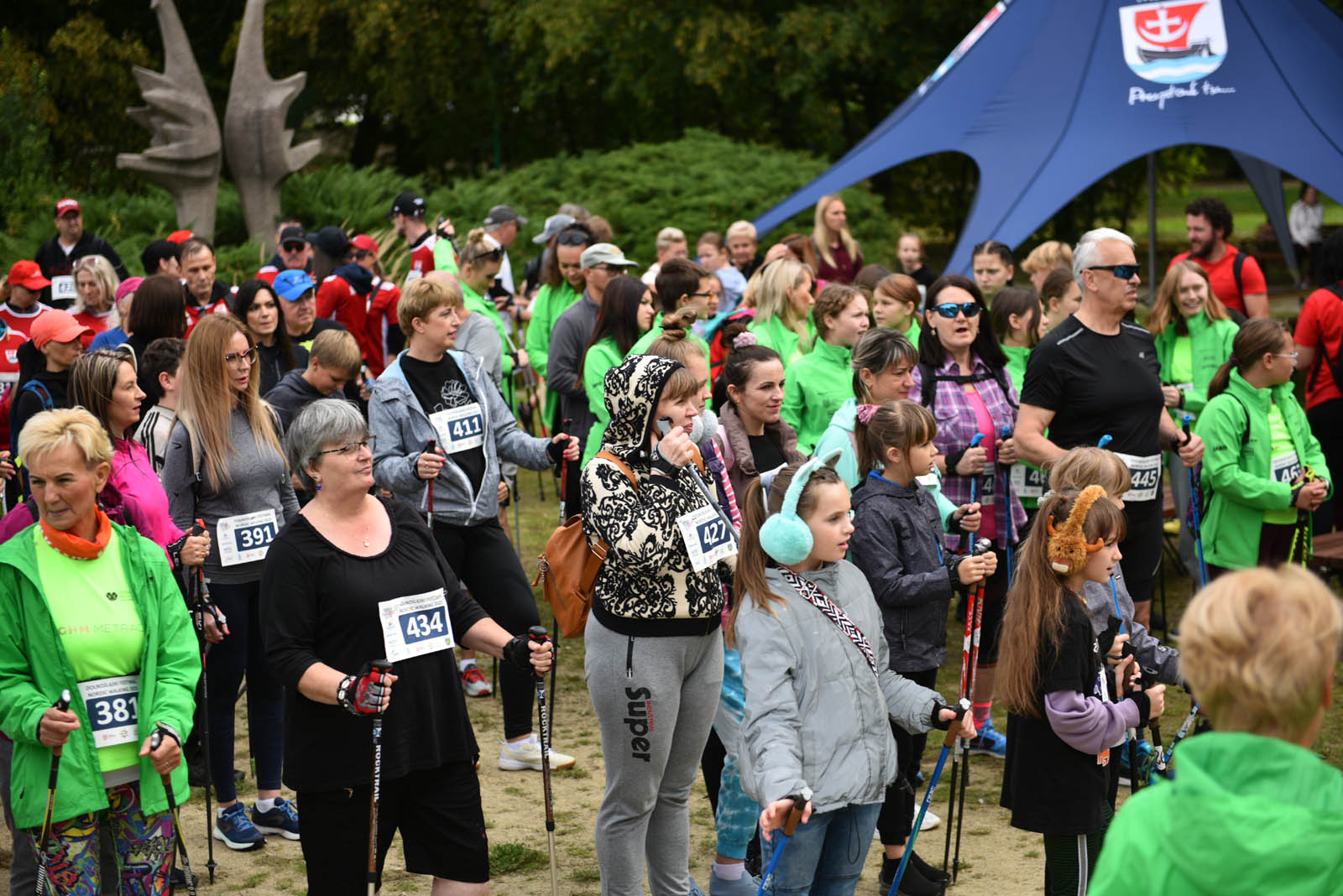 Ponad 200 chętnych na Dolnośląskim Festiwalu Nordic Walking