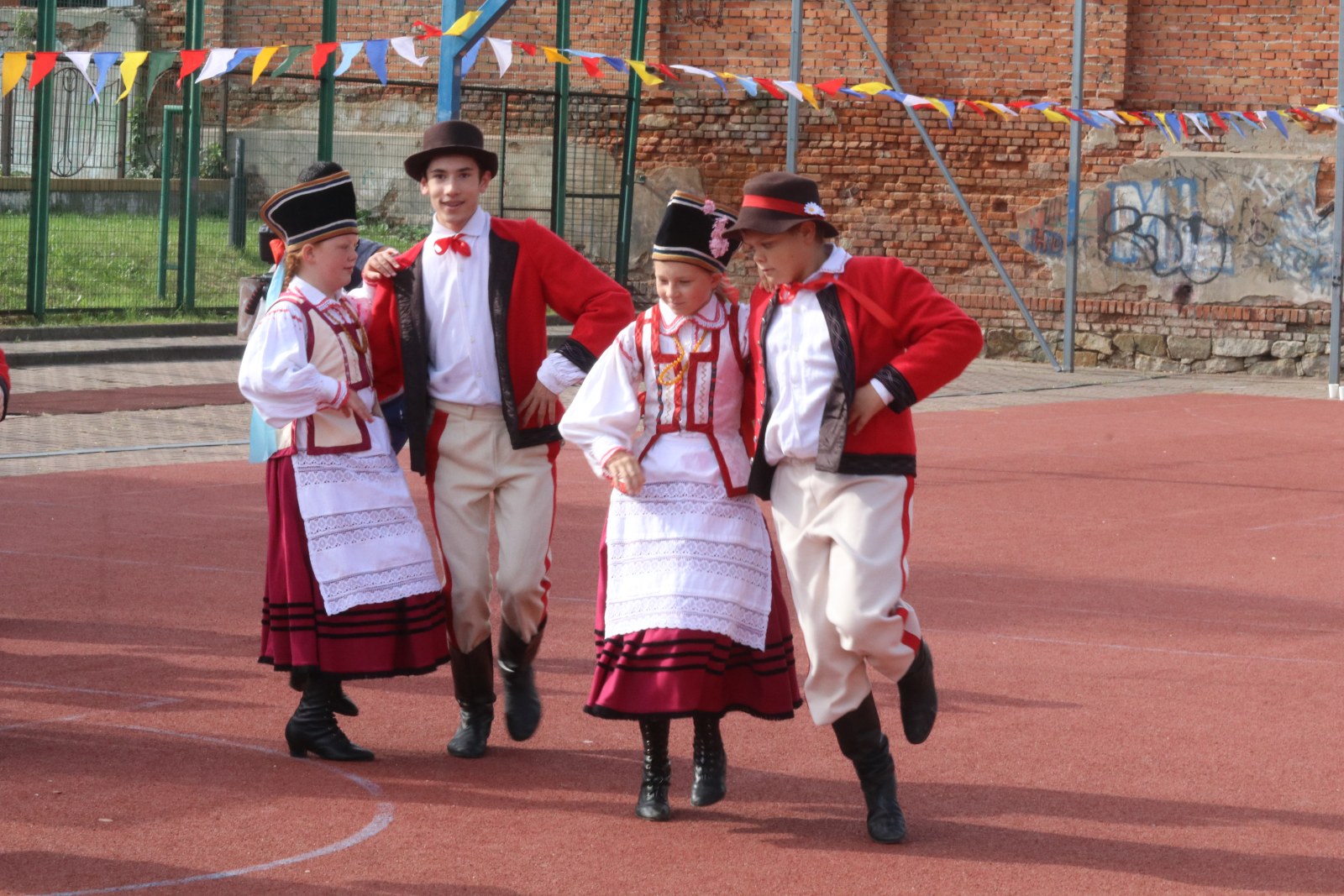 Rodzinny piknik odbył się w Szkole Podstawowej nr 4