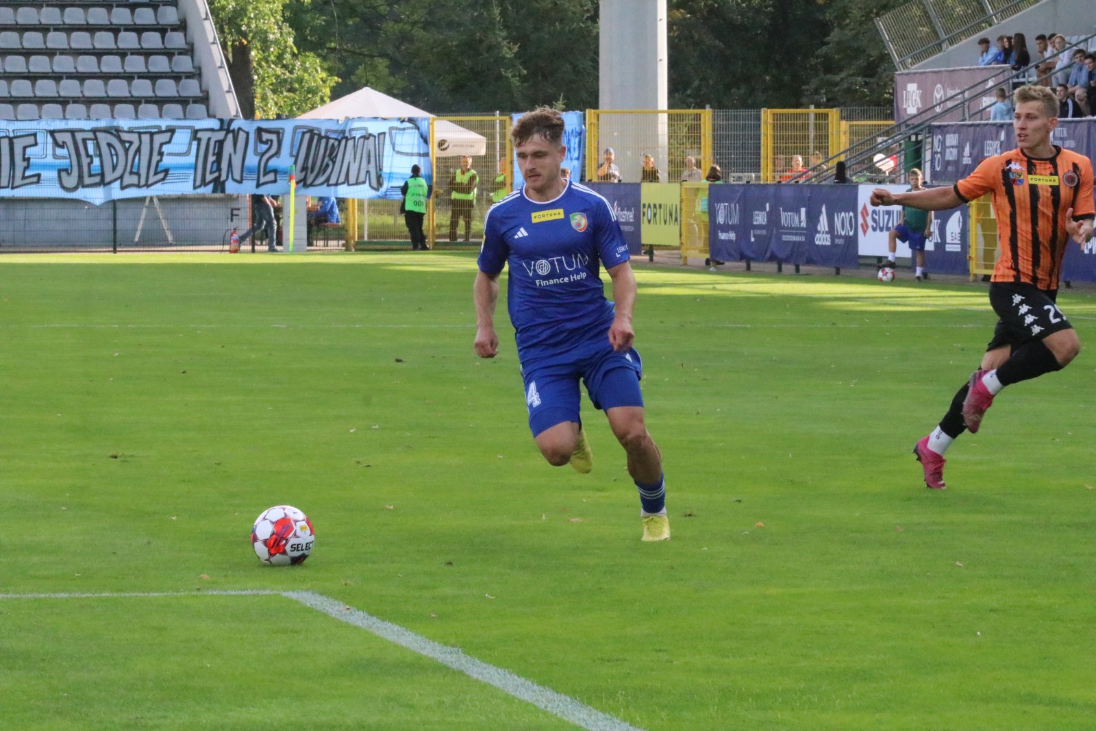 Miedź Legnica podzieliła się punktami z Chrobrym Głogów