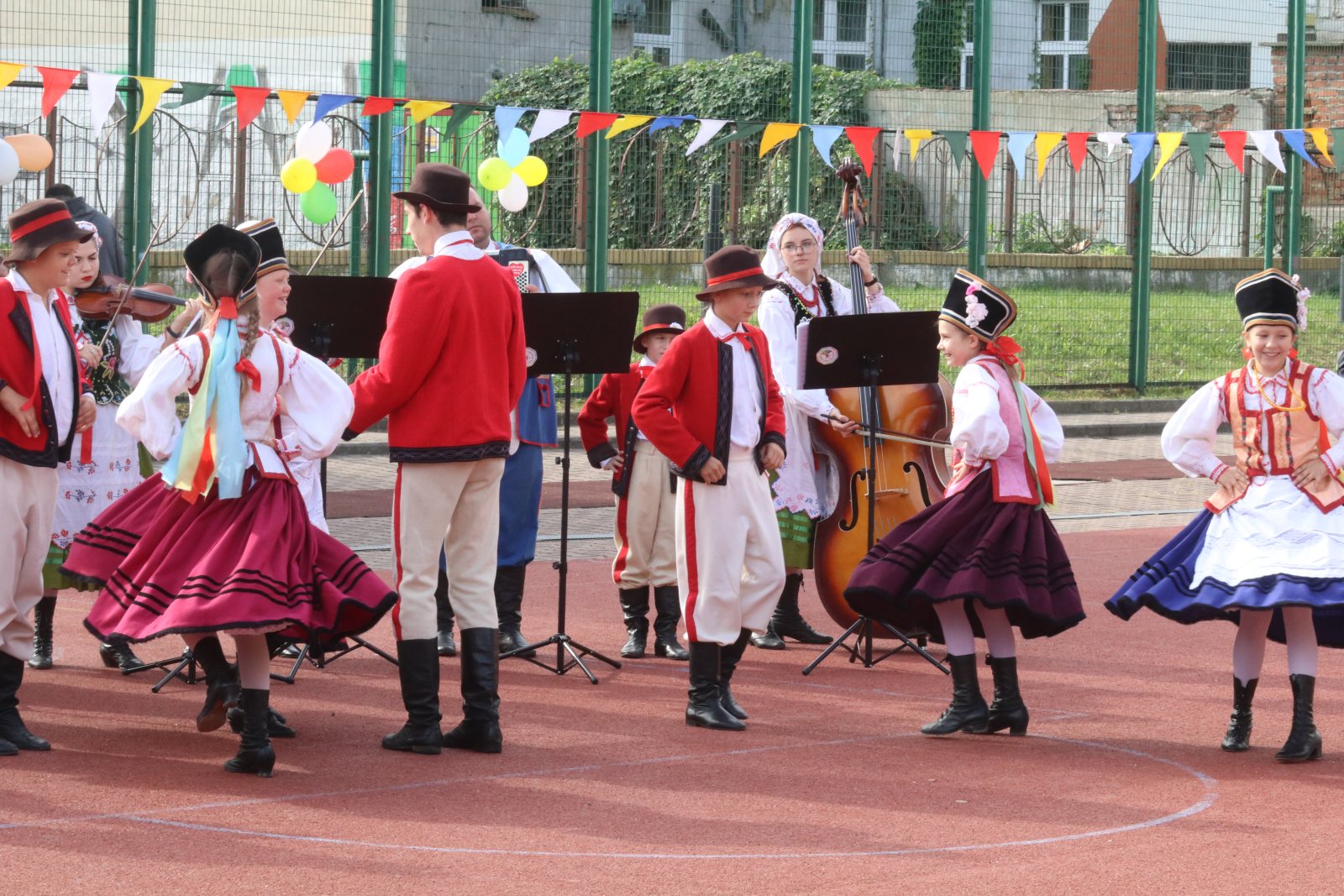 Rodzinny piknik odbył się w Szkole Podstawowej nr 4