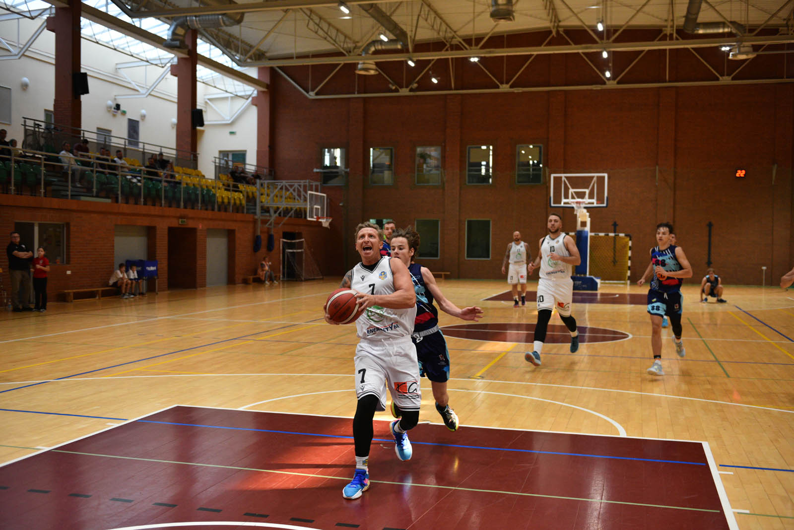 Zwycięstwo KS Basket Legnica dobrym znakiem na początek sezonu