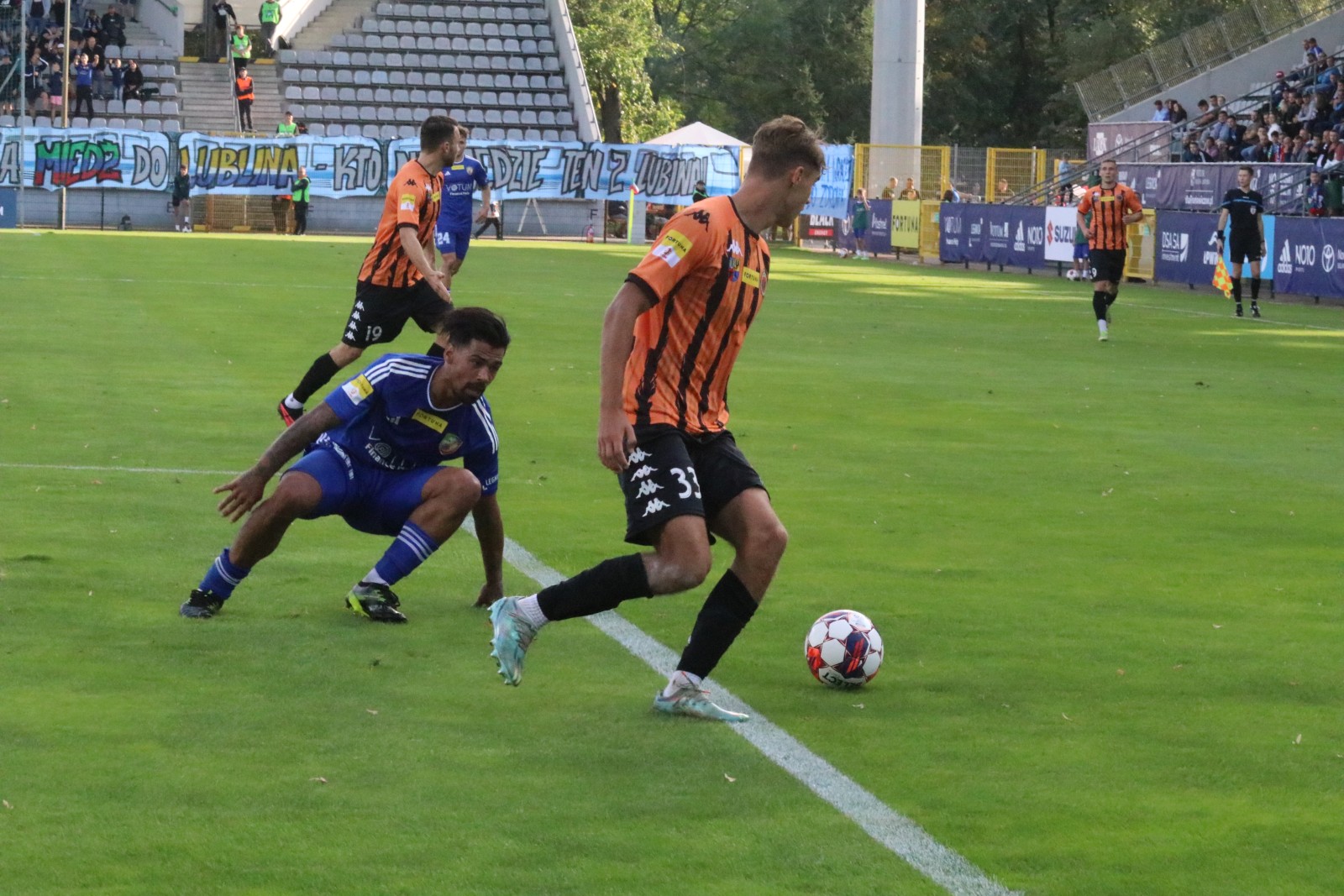 Miedź Legnica podzieliła się punktami z Chrobrym Głogów