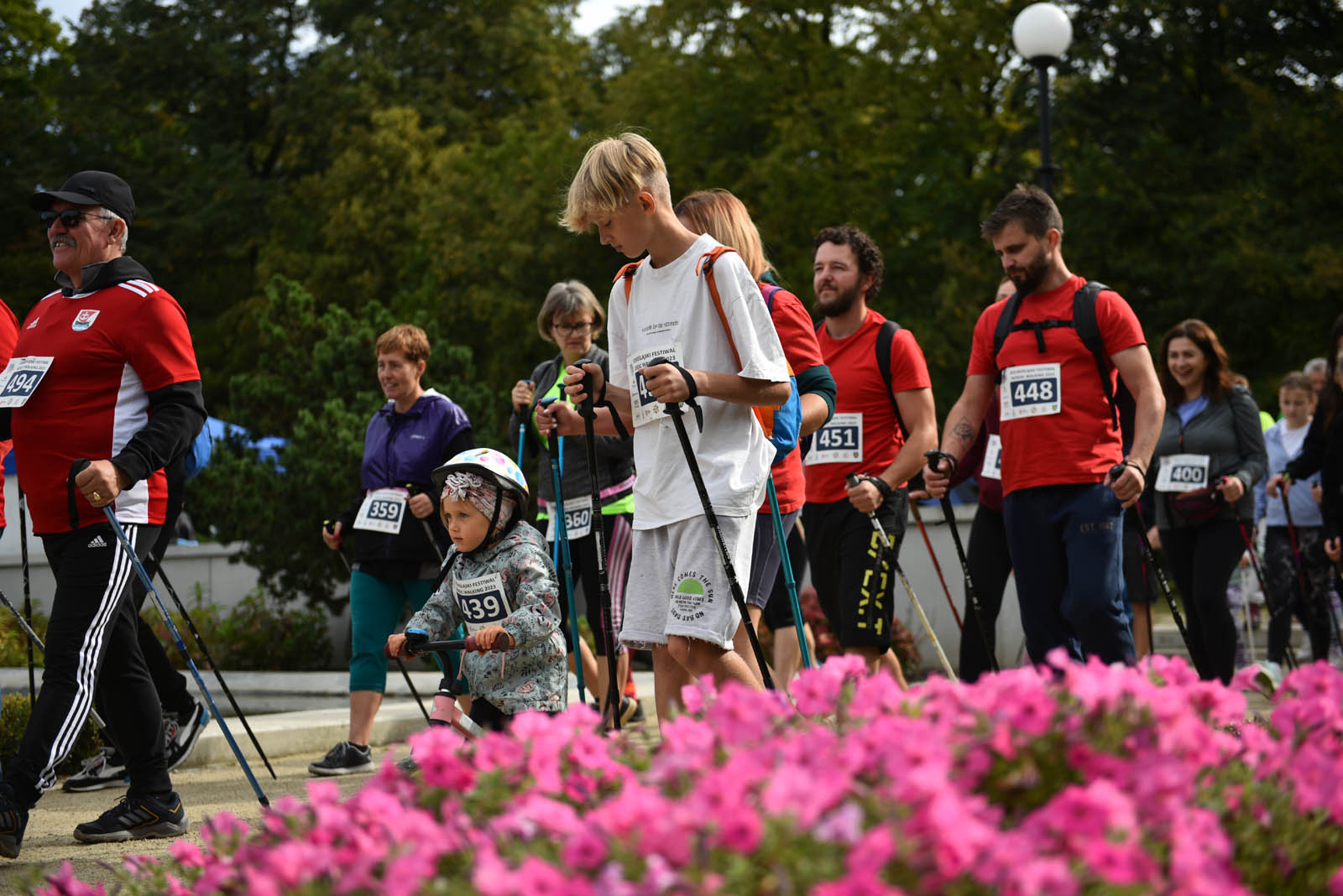 Ponad 200 chętnych na Dolnośląskim Festiwalu Nordic Walking