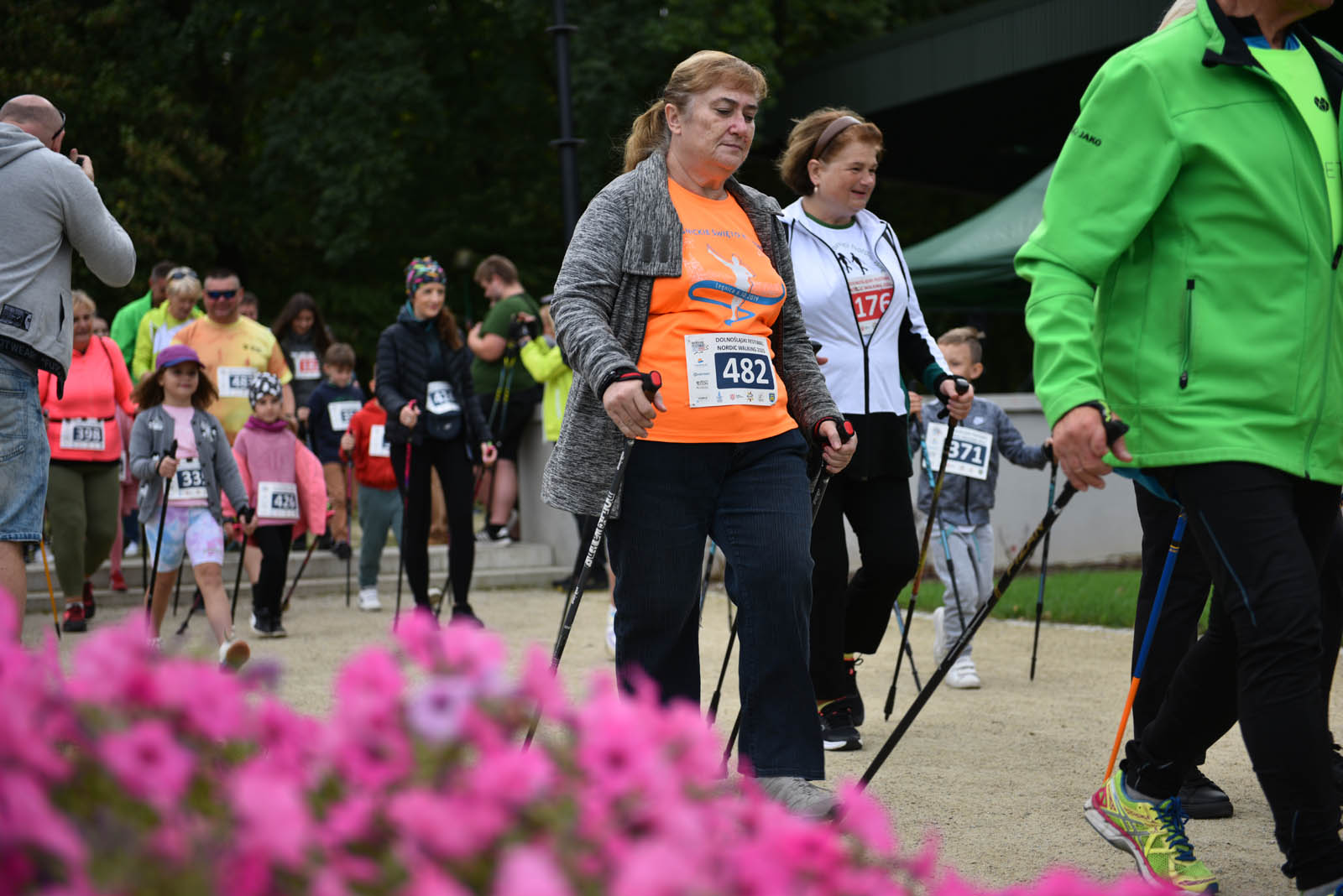 Ponad 200 chętnych na Dolnośląskim Festiwalu Nordic Walking