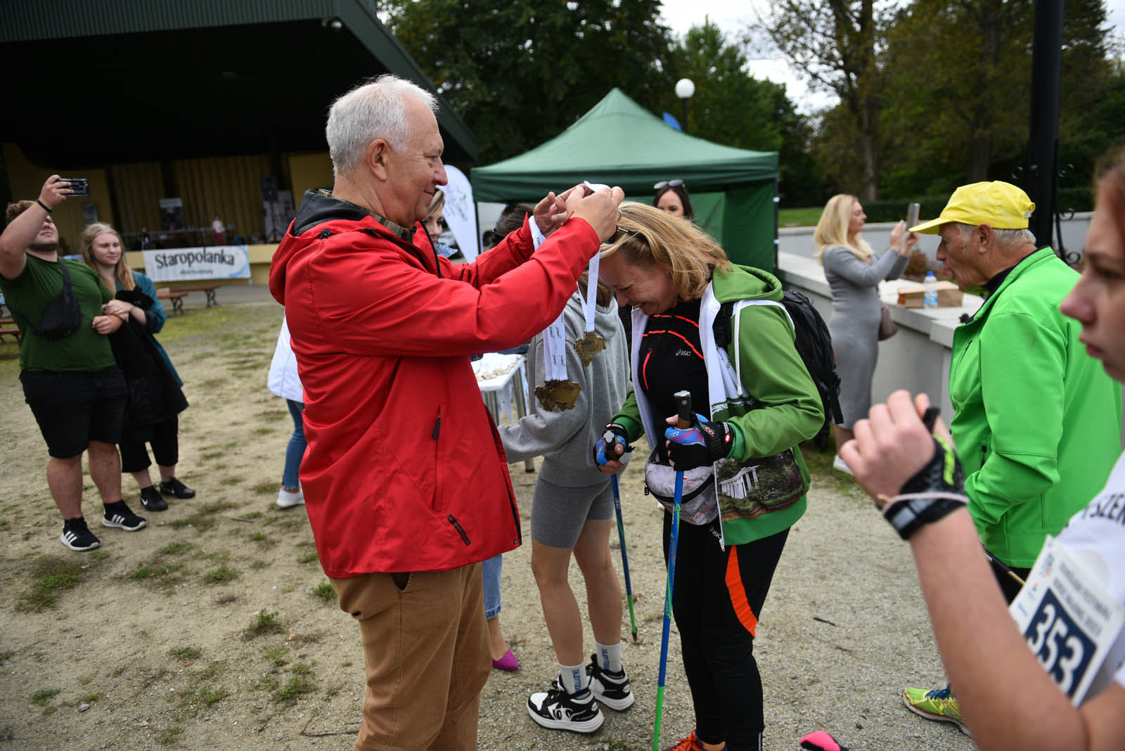Ponad 200 chętnych na Dolnośląskim Festiwalu Nordic Walking