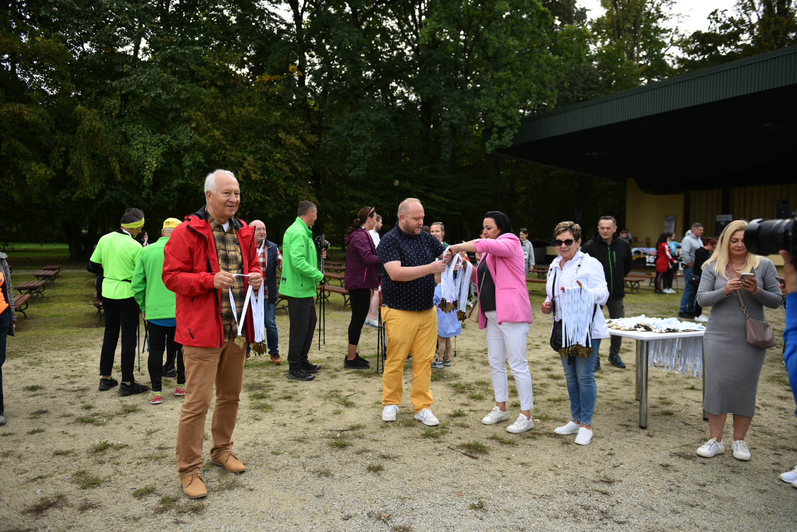 Ponad 200 chętnych na Dolnośląskim Festiwalu Nordic Walking