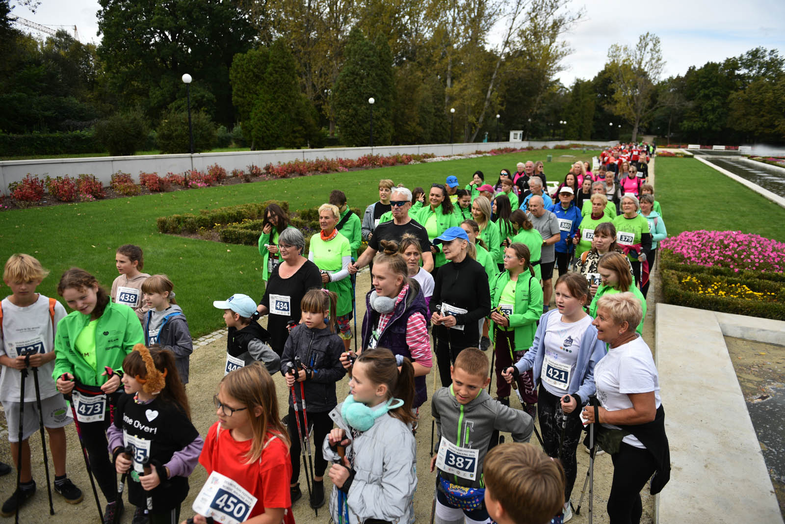 Ponad 200 chętnych na Dolnośląskim Festiwalu Nordic Walking