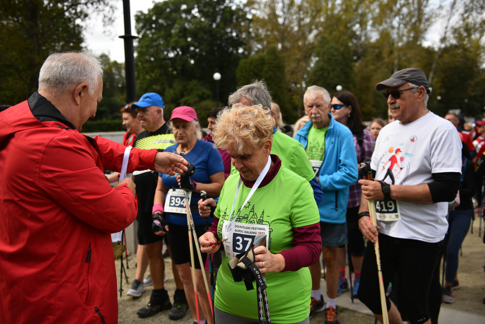 Ponad 200 chętnych na Dolnośląskim Festiwalu Nordic Walking