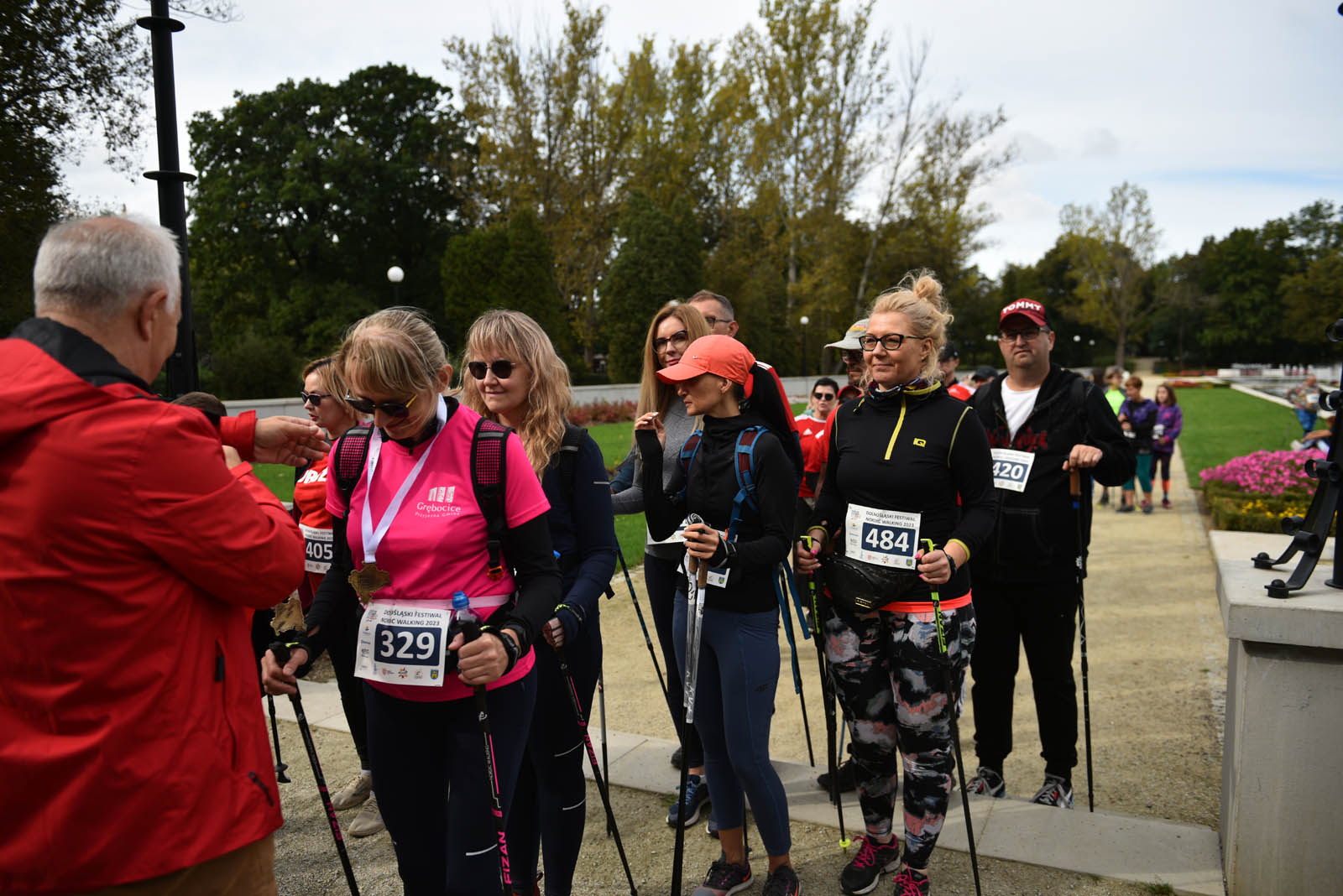 Ponad 200 chętnych na Dolnośląskim Festiwalu Nordic Walking