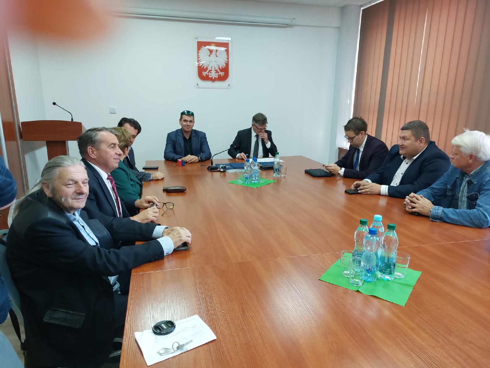 Podpisanie umów na remont kolejnych dróg powiatowych