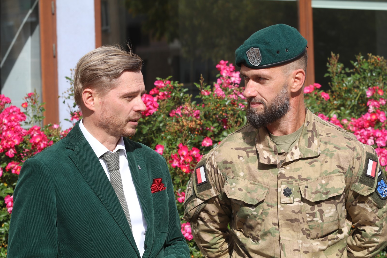Z różowymi balonami i orkiestrą policyjną maszerowali ku zdrowiu