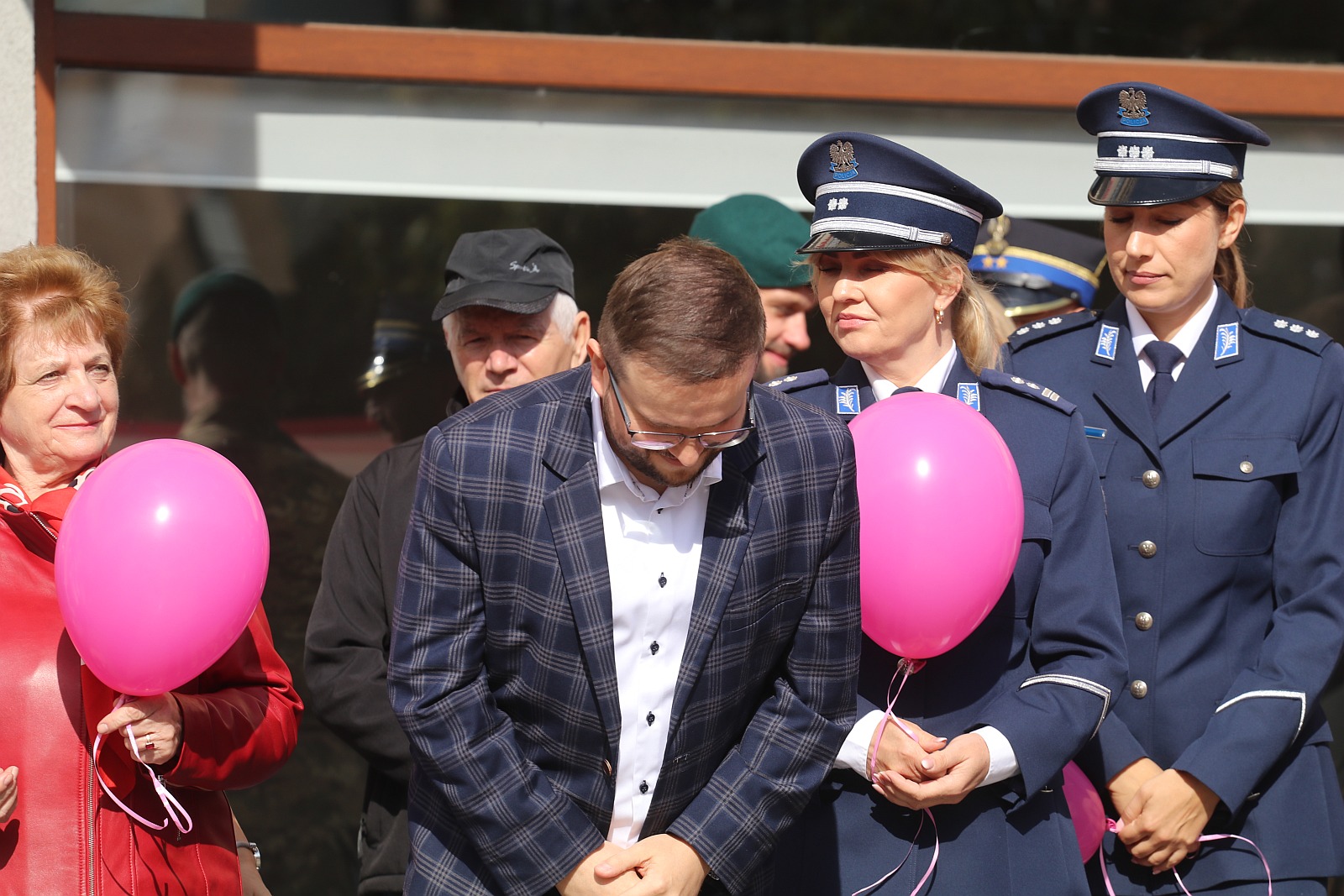 Z różowymi balonami i orkiestrą policyjną maszerowali ku zdrowiu