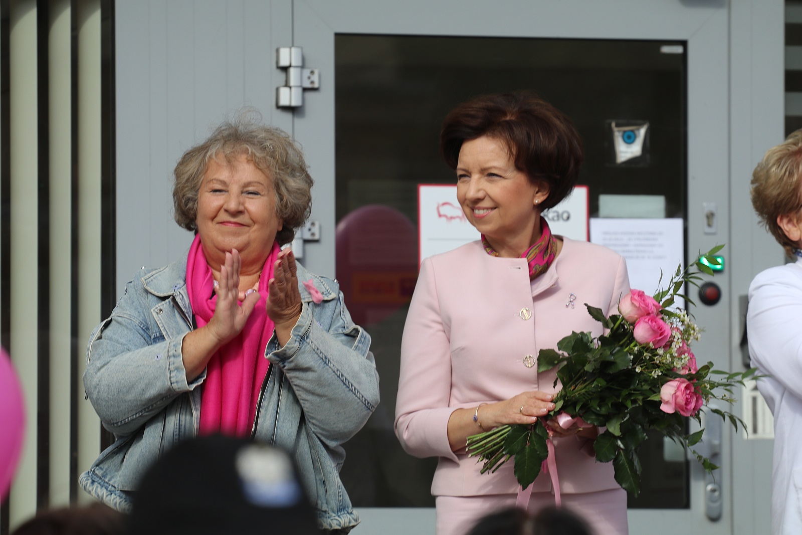 Z różowymi balonami i orkiestrą policyjną maszerowali ku zdrowiu