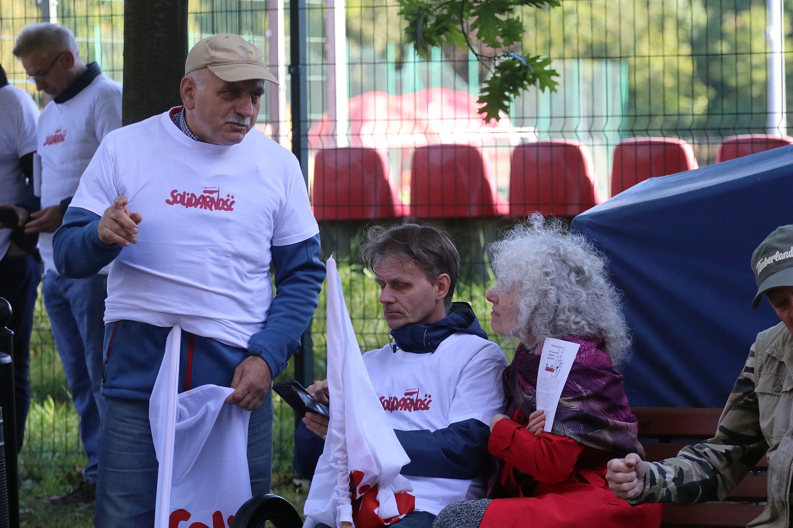 Głośno protestowali i kibicowali zwolnionemu  szefowi związku