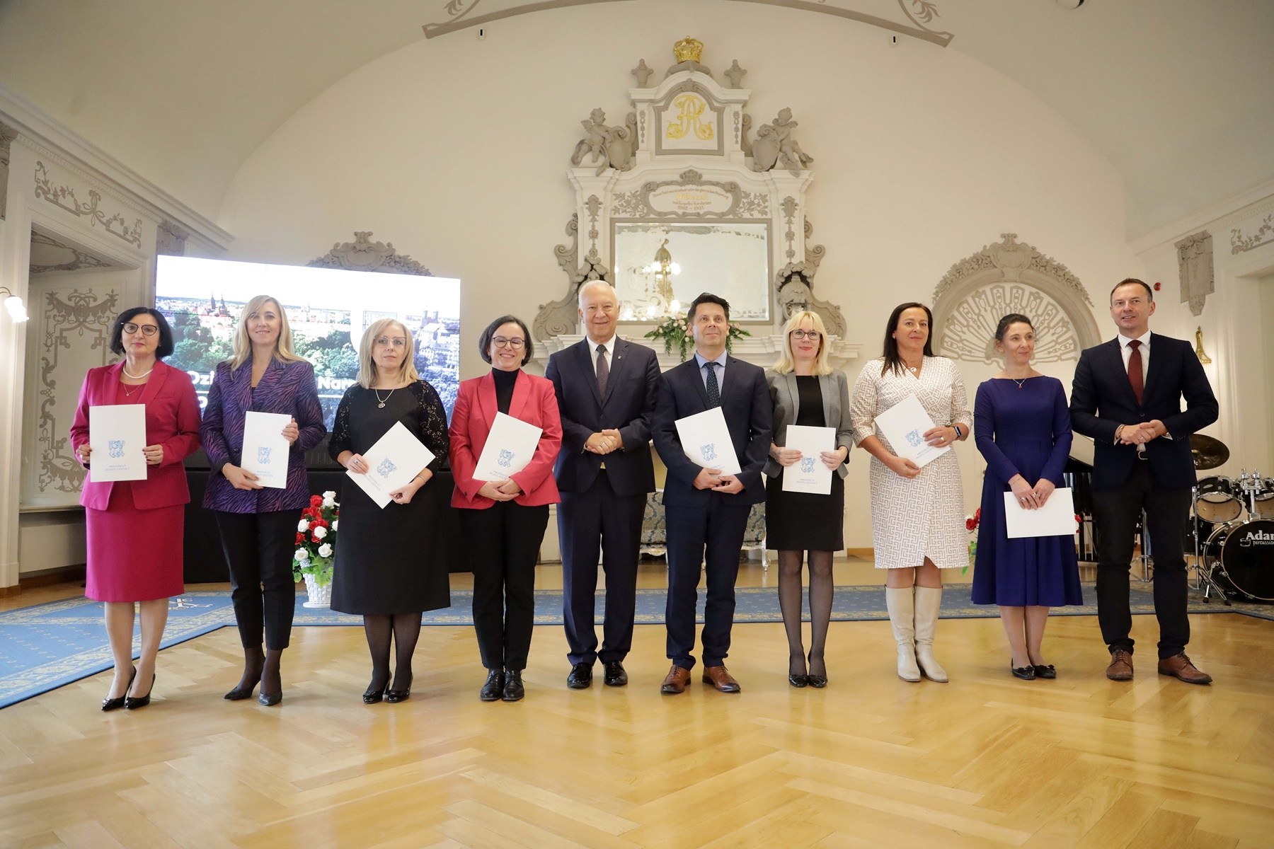 Nagrody prezydenta z okazji Dnia Edukacji Narodowej