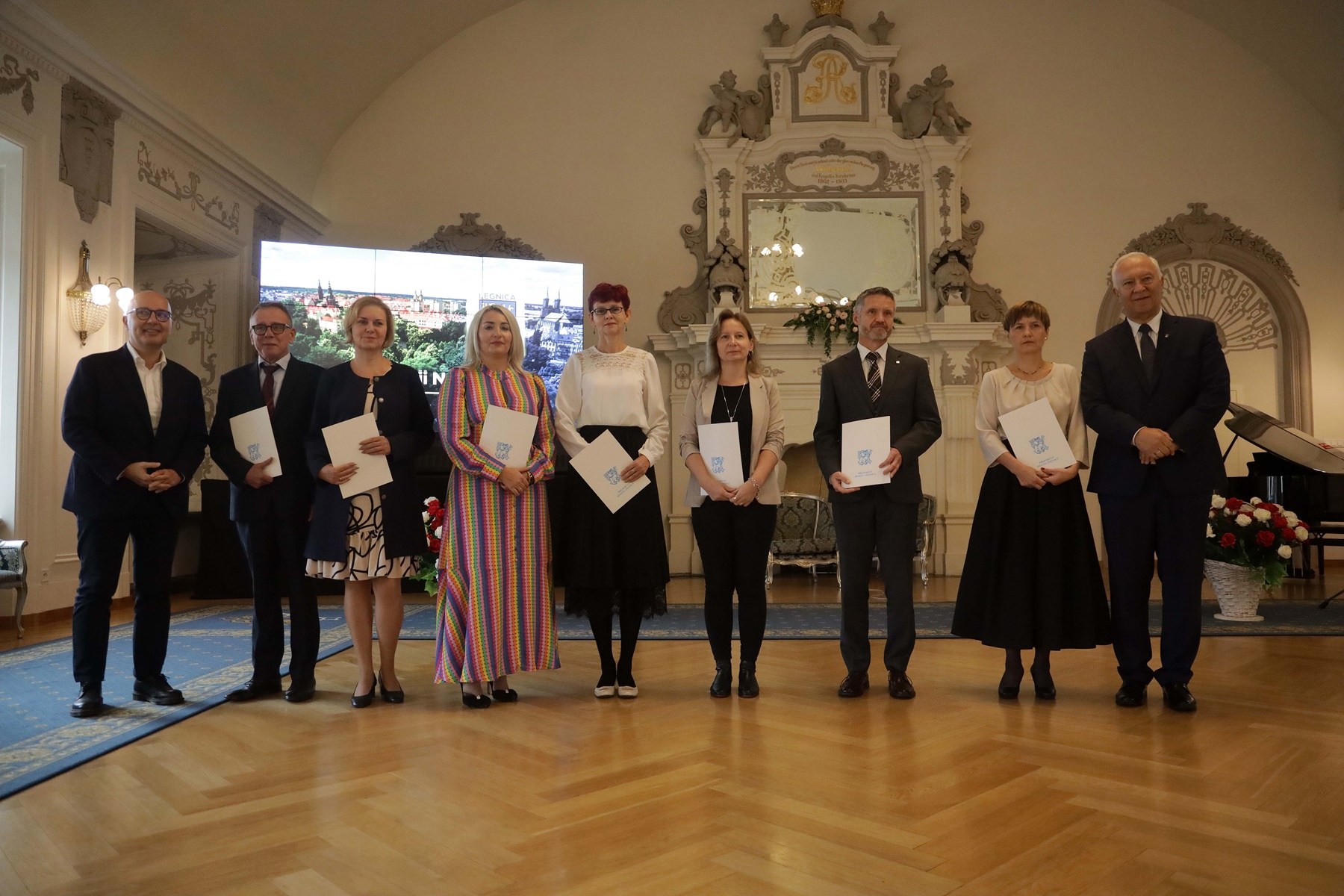 Nagrody prezydenta z okazji Dnia Edukacji Narodowej