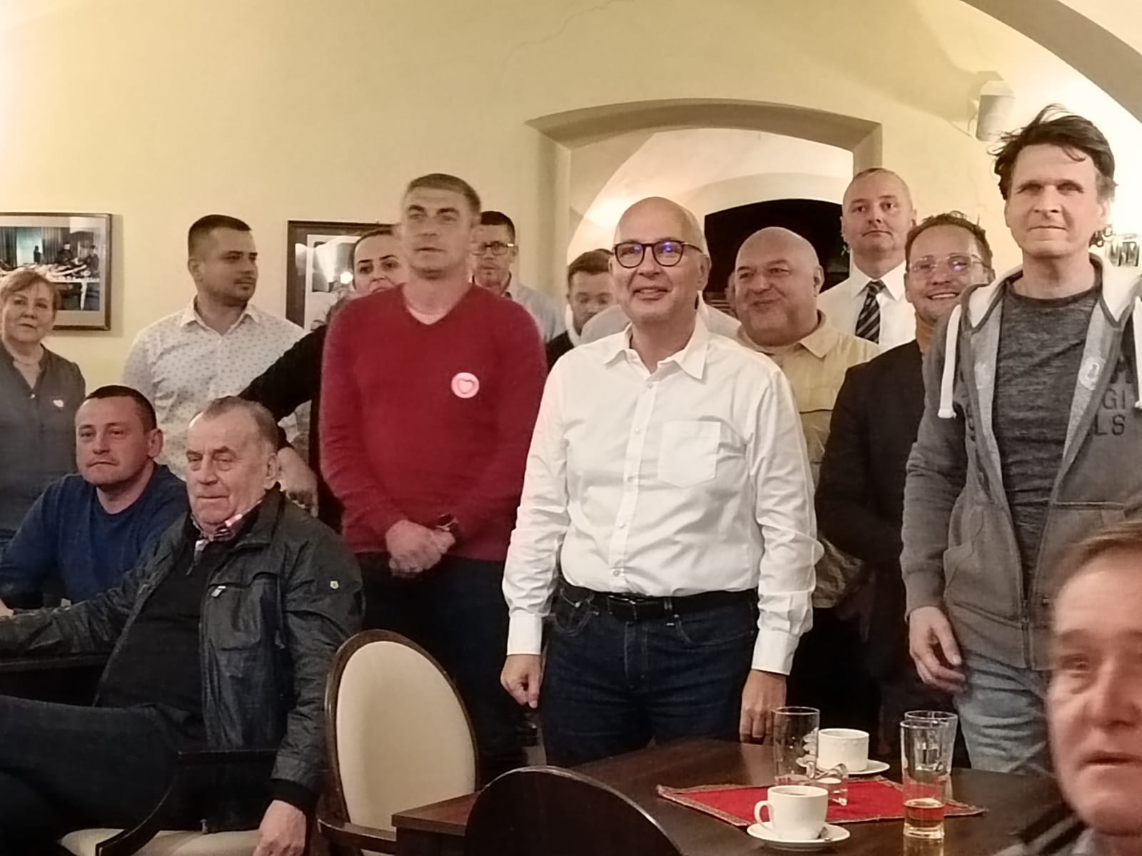 Sztaby wyborcze Koalicji Obywatelskiej i Prawa i Sprawiedliwości