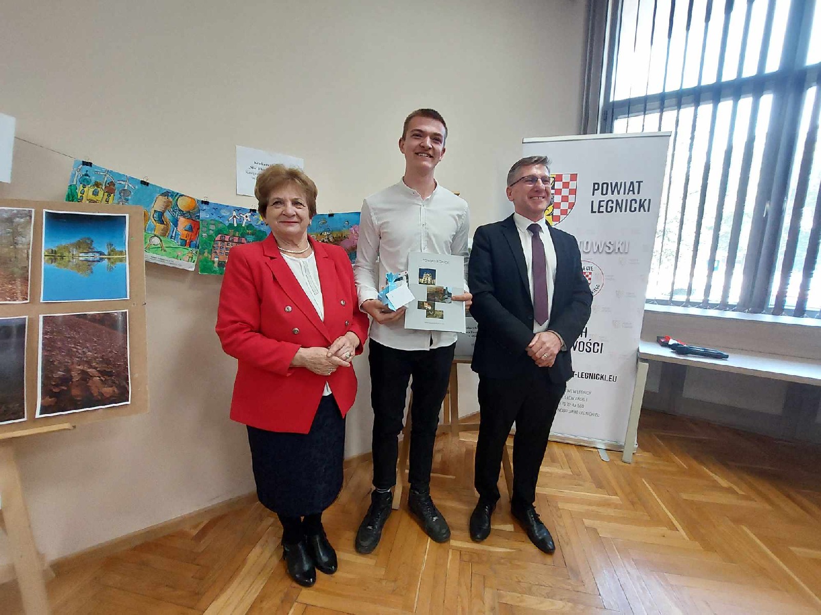Wręczenie nagród w konkurach plastycznym i fotograficznym