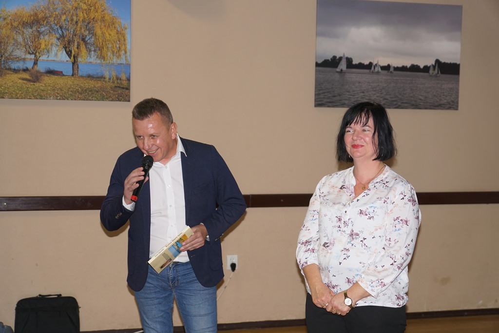 Spotkanie z Beatą Bąkowską - autoką książki o Kunicach