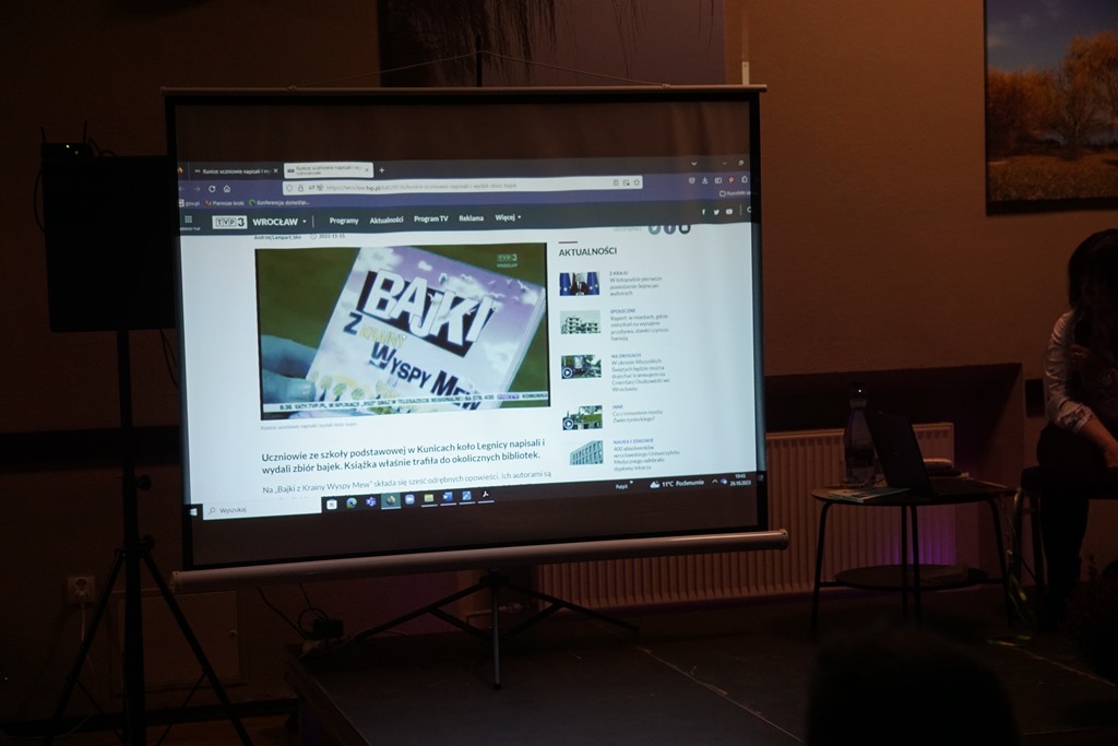 Spotkanie z Beatą Bąkowską - autoką książki o Kunicach