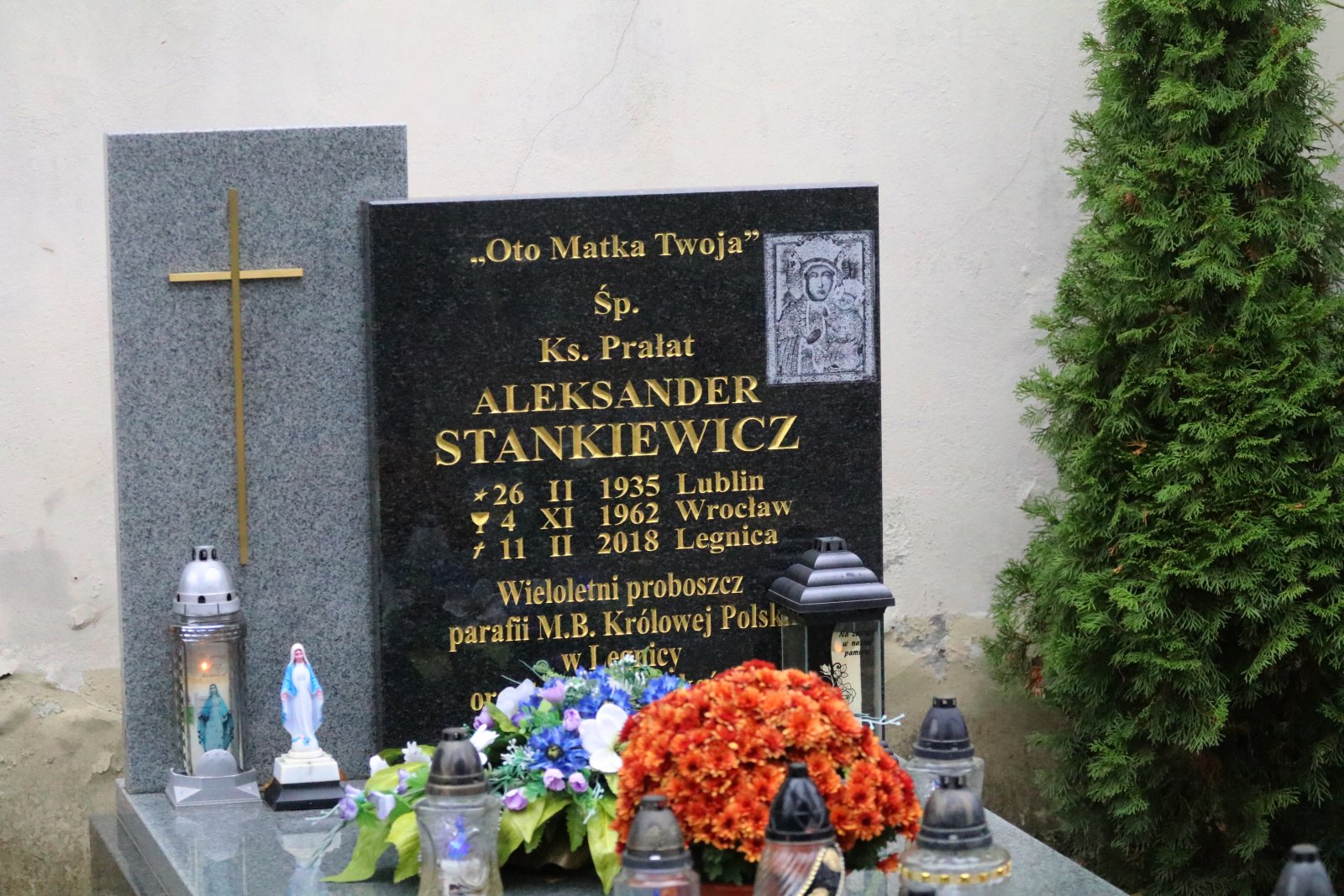 Na Cmentarzu Komunalnym w Legnicy modlono się za zmarłych