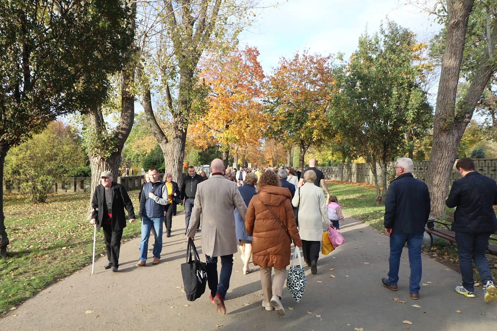 Na Cmentarzu Komunalnym w Legnicy modlono się za zmarłych