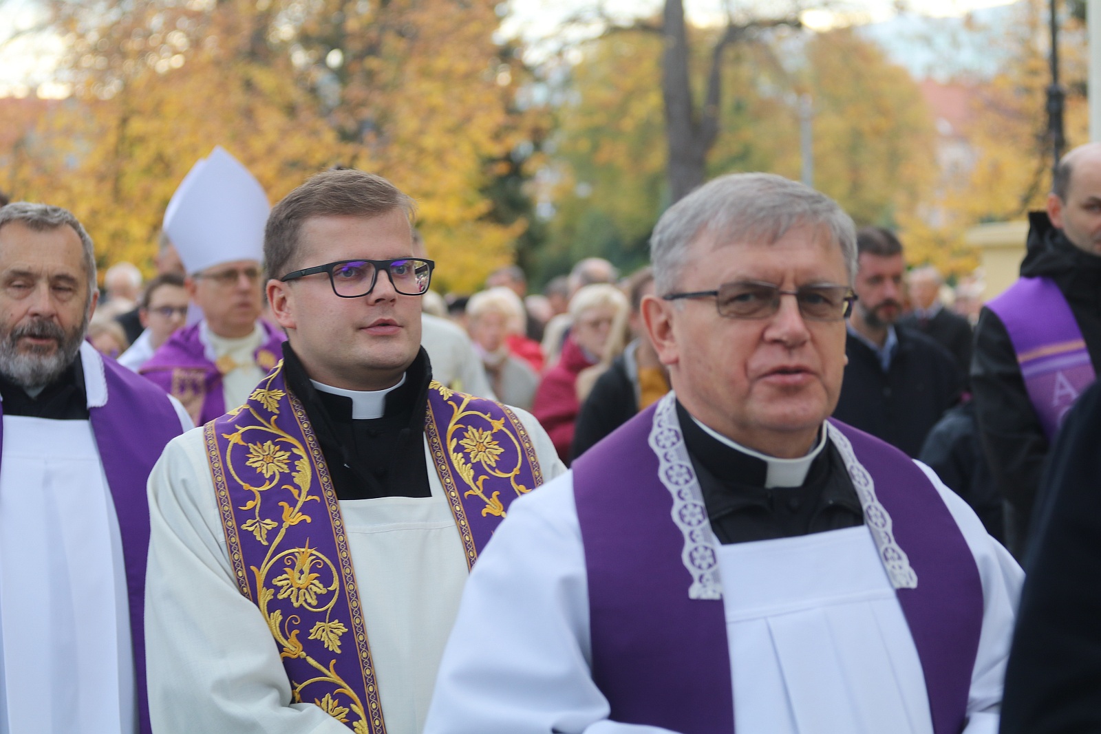 Na Cmentarzu Komunalnym w Legnicy modlono się za zmarłych