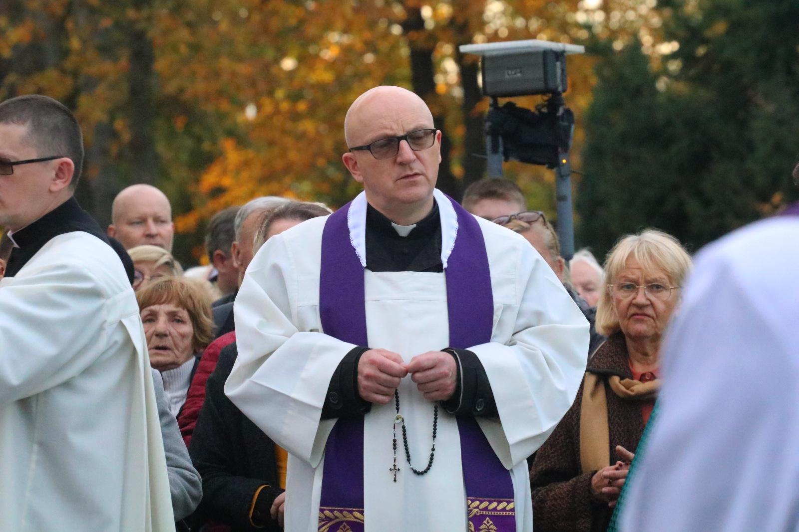 Na Cmentarzu Komunalnym w Legnicy modlono się za zmarłych