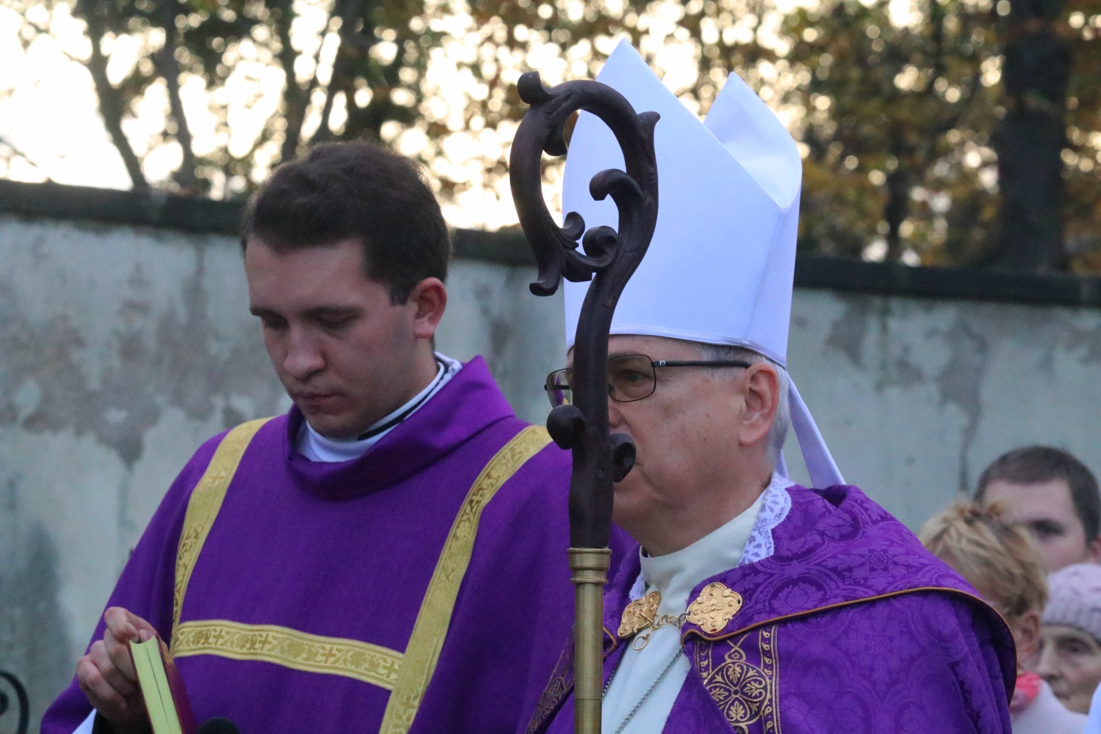 Na Cmentarzu Komunalnym w Legnicy modlono się za zmarłych
