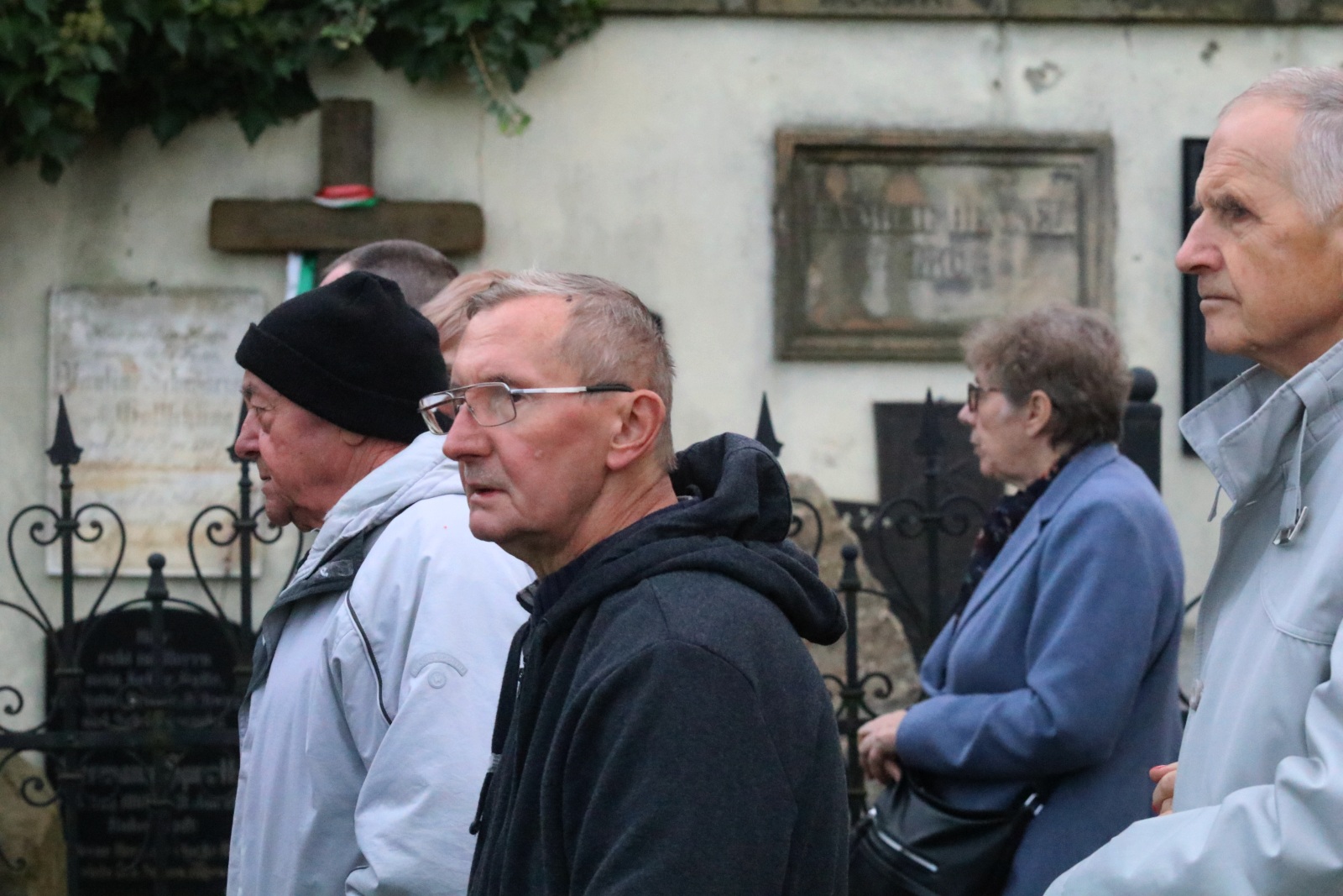 Na Cmentarzu Komunalnym w Legnicy modlono się za zmarłych